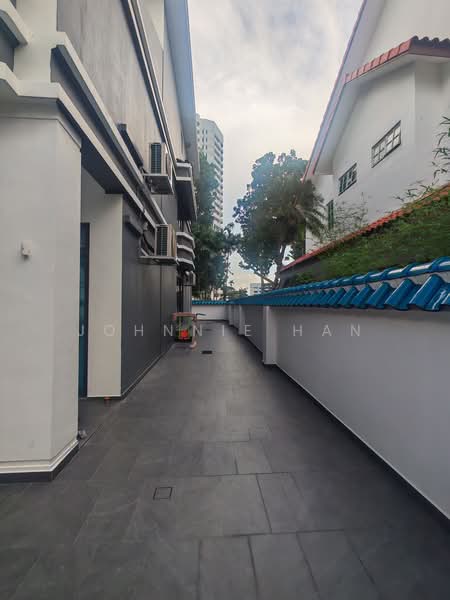 New renovated corner terrace for rent, East Coast avenue, 5 Bedrooms, 4,000 sqft, Corner Terrace For Rent, by Johnnie Han, 500219848 - Exterior - PropertyGuru.com.sg