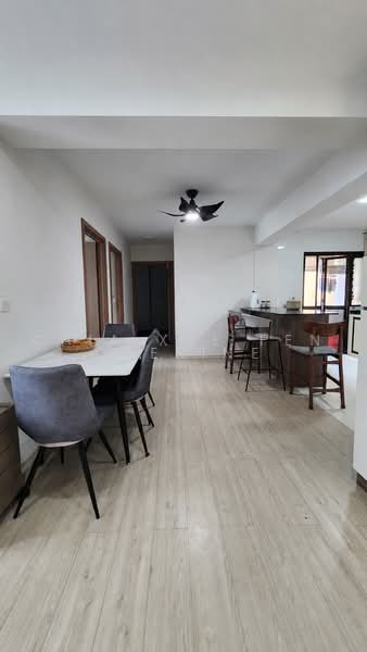 415A Northshore Drive, 415A Northshore Drive, 4 Bedrooms, 1,324 sqft, HDB Flat For Sale, by Chia Xue Fen Cherine, 500219851 - Dining Room - PropertyGuru.com.sg