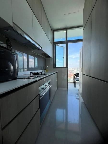 Sturdee Residences, Sturdee Road, 3 Bedrooms, 916 sqft, Condominium For Rent, by Daniel Tey, 500219868 - Kitchen - PropertyGuru.com.sg