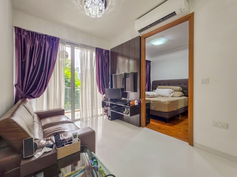 RV Suites, 396 River Valley Road, 1 Bedroom, 538 sqft, Apartment For Sale, by Louis Kwek, 500219884 - Living Room - PropertyGuru.com.sg