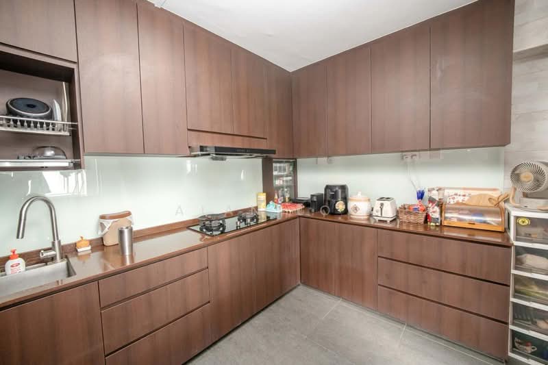 705 Jurong West Street 71, 705 Jurong West Street 71, 4 Bedrooms, 1,366 sqft, HDB Flat For Sale, by Alan Loh, 500219888 - Kitchen - PropertyGuru.com.sg