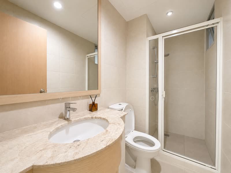 Hillview Regency, 26 Bukit Batok East Avenue 2, 3 Bedrooms, 1,109 sqft, Condominium For Sale, by Vivian Khor, 500219892 - Bathroom - PropertyGuru.com.sg