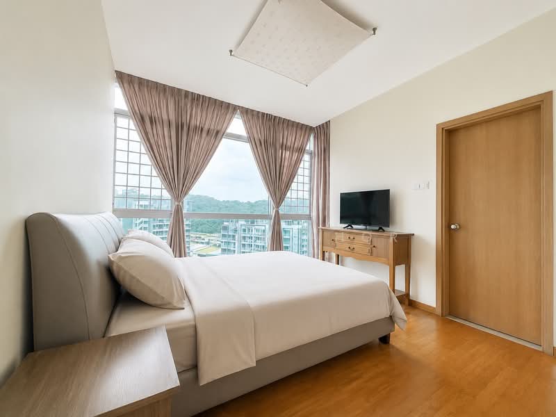 Hillview Regency, 26 Bukit Batok East Avenue 2, 3 Bedrooms, 1,109 sqft, Condominium For Sale, by Vivian Khor, 500219892 - Bedroom - PropertyGuru.com.sg
