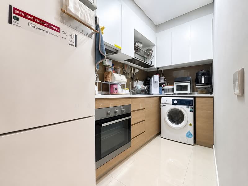 Treasure at Tampines, 25 Tampines Lane, 2 Bedrooms, 678 sqft, Condominium For Sale, by Hazel Lim, 500219896 - Kitchen - PropertyGuru.com.sg