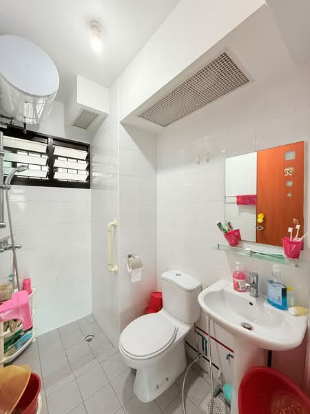 28C Dover Crescent, 28C Dover Crescent, 3 Bedrooms, 1,023 sqft, HDB Flat For Sale, by James Yeo, 500219914 - Bathroom - PropertyGuru.com.sg