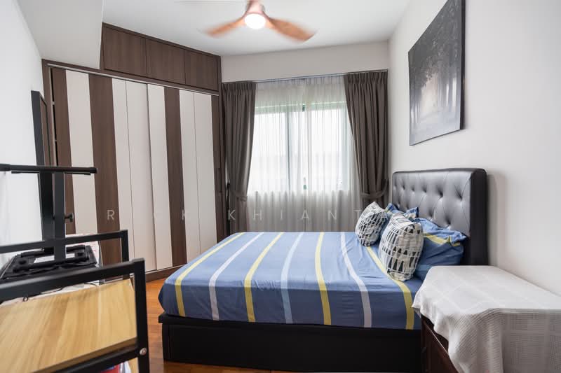 Stratford Court, 41A Bedok Ria Crescent, 3 Bedrooms, 1,733 sqft, Condominium For Sale, by Rick Khiantani, 500219916 - Bedroom - PropertyGuru.com.sg