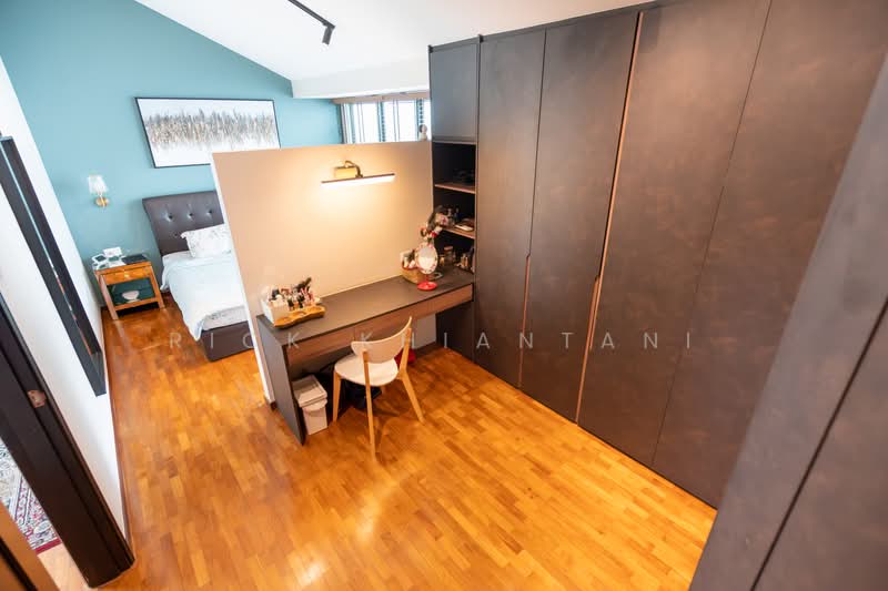 Stratford Court, 41A Bedok Ria Crescent, 3 Bedrooms, 1,733 sqft, Condominium For Sale, by Rick Khiantani, 500219916 - Bedroom - PropertyGuru.com.sg