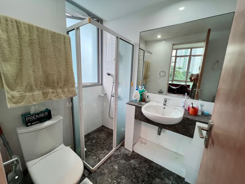 The Elysia, 6 Mar Thoma Road, 3 Bedrooms, 1,249 sqft, Condominium For Sale, by Monica Lim, 500219928 - Bathroom - PropertyGuru.com.sg