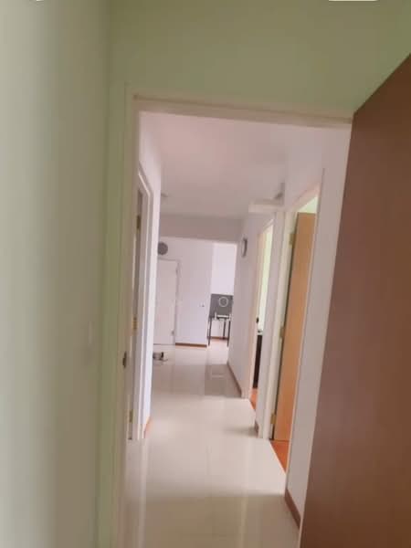 323A Sumang Walk, 323A Sumang Walk, 3 Bedrooms, 1,001 sqft, HDB Flat For Sale, by A O, 500219929 - Corridor - PropertyGuru.com.sg