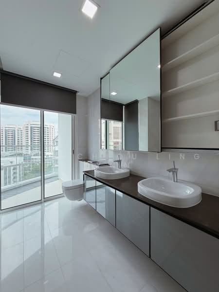 Nathan Suites, 21 Nathan Road, 3 Bedrooms, 1,787 sqft, Condominium For Rent, by Yiew Chiou Ling Lynn, 500219930 - Bathroom - PropertyGuru.com.sg