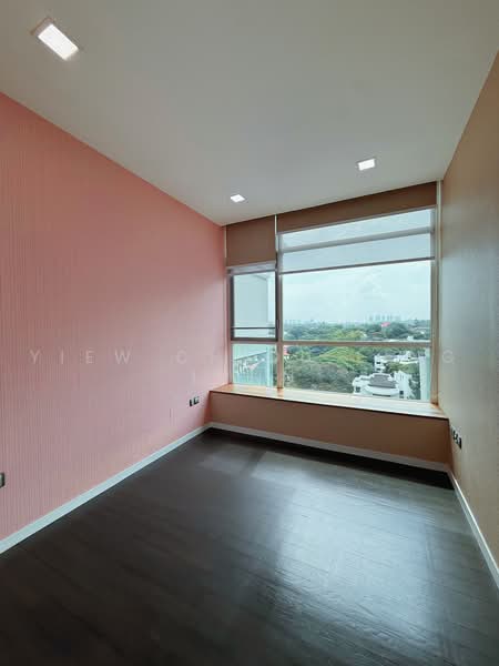 Nathan Suites, 21 Nathan Road, 3 Bedrooms, 1,787 sqft, Condominium For Rent, by Yiew Chiou Ling Lynn, 500219930 - View - PropertyGuru.com.sg