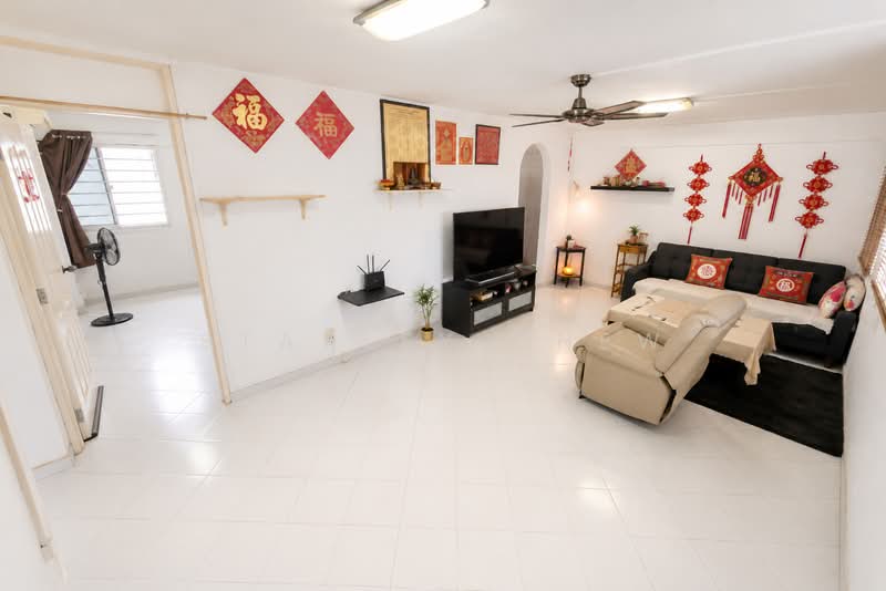 166 Yishun Ring Road, 166 Yishun Ring Road, 3 Bedrooms, 904 sqft, HDB Flat For Sale, by Stanley Chew, 500219962 - Living Room - PropertyGuru.com.sg