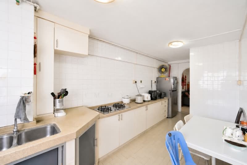 166 Yishun Ring Road, 166 Yishun Ring Road, 3 Bedrooms, 904 sqft, HDB Flat For Sale, by Jimmy Tee, 500219965 - Kitchen - PropertyGuru.com.sg