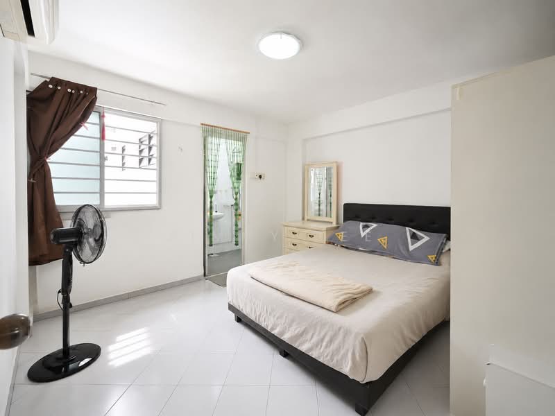 166 Yishun Ring Road, 166 Yishun Ring Road, 3 Bedrooms, 904 sqft, HDB Flat For Sale, by Jimmy Tee, 500219965 - Master Bedroom - PropertyGuru.com.sg