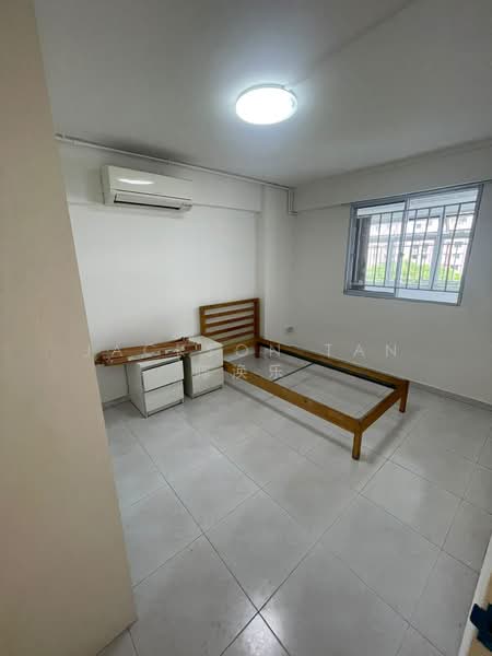 130 Bukit Merah View, 130 Bukit Merah View, 5 Bedrooms, 1,625 sqft, HDB Flat For Sale, by Jackson Tan  陈涣乐, 500219966 - Bedroom - PropertyGuru.com.sg
