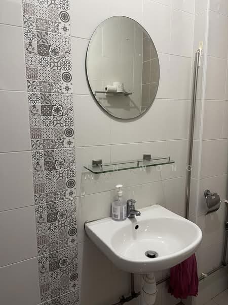 412 Eunos Road 5, 412 Eunos Road 5, Room Rental, 110 sqft, HDB Flat For Rent, by Jacklyn Wong, 500219970 - Bathroom - PropertyGuru.com.sg