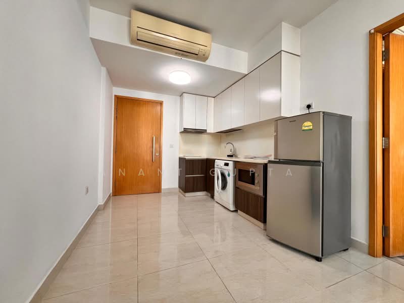 La Fiesta, 58 Sengkang Square, 1 Bedroom, 454 sqft, Condominium For Rent, by Anant Gupta, 500219973 - Kitchen - PropertyGuru.com.sg