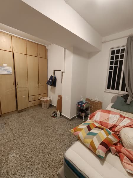 413 Commonwealth Avenue West, 413 Commonwealth Avenue West, Room Rental, 200 sqft, HDB Flat For Rent, by Thomas Siah, 500219981 - Bedroom - PropertyGuru.com.sg