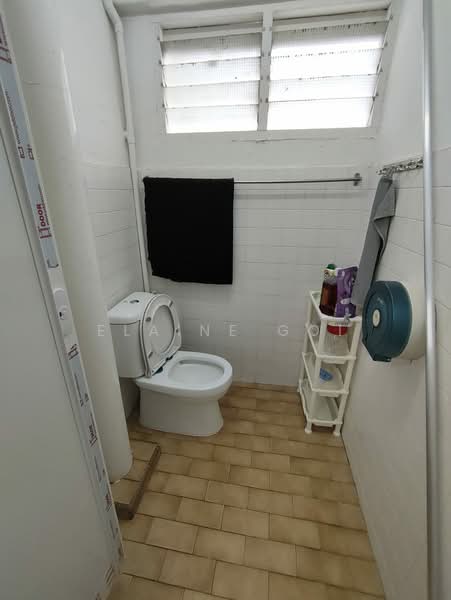 742 Bedok Reservoir Road, Bedok Reservoir Road, Bedok North, Chai Chee, Kaki Bukit, Ubi Ave, 1,646 sqft, Shop / Shophouse For Rent, by Elaine Goi, 500220009 - Bathroom - CommercialGuru.com.sg