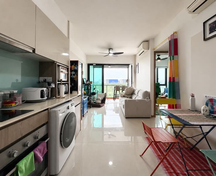 Kingsford Waterbay, 74 Upper Serangoon View, 2 Bedrooms, 689 sqft, Condominium For Sale, by Sheryl Yeo, 500220028 - Living Room - PropertyGuru.com.sg