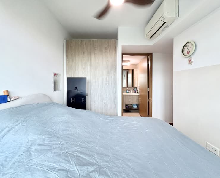 Kingsford Waterbay, 74 Upper Serangoon View, 2 Bedrooms, 689 sqft, Condominium For Sale, by Sheryl Yeo, 500220028 - Bedroom - PropertyGuru.com.sg