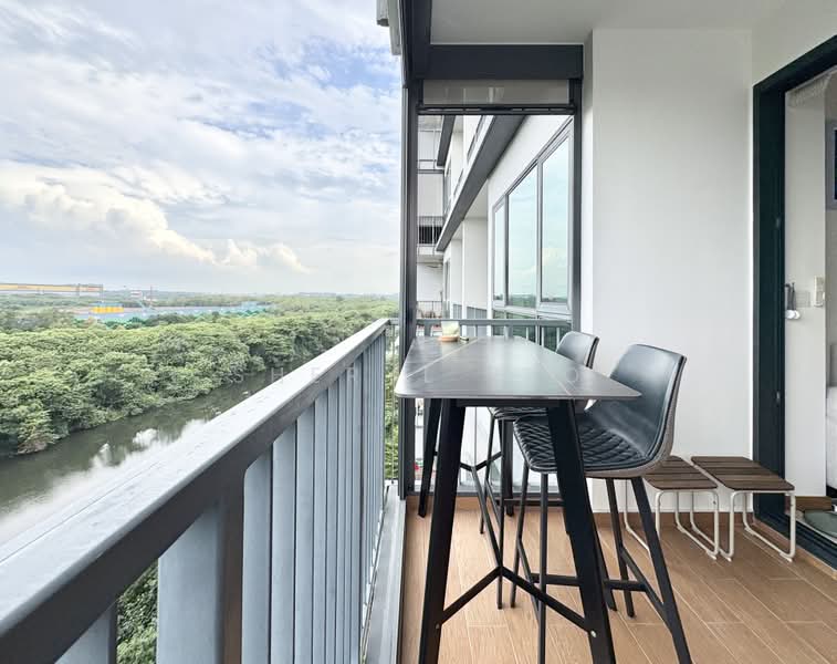 Kingsford Waterbay, 74 Upper Serangoon View, 2 Bedrooms, 689 sqft, Condominium For Sale, by Sheryl Yeo, 500220028 - Balcony - PropertyGuru.com.sg