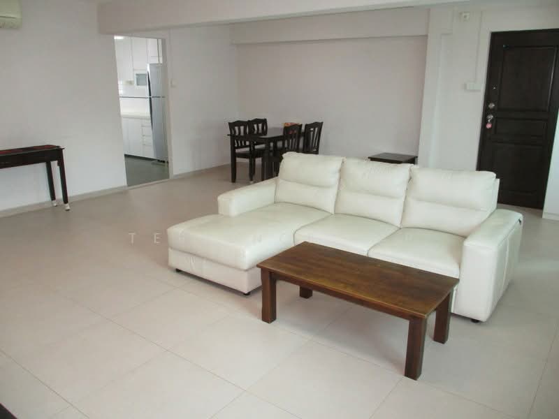 126 BISHAN STREET 12, 126 BISHAN STREET 12, 3 Bedrooms, 1,302 sqft, HDB Flat For Sale, by Terrence Yap, 500220030 - Living Room - PropertyGuru.com.sg
