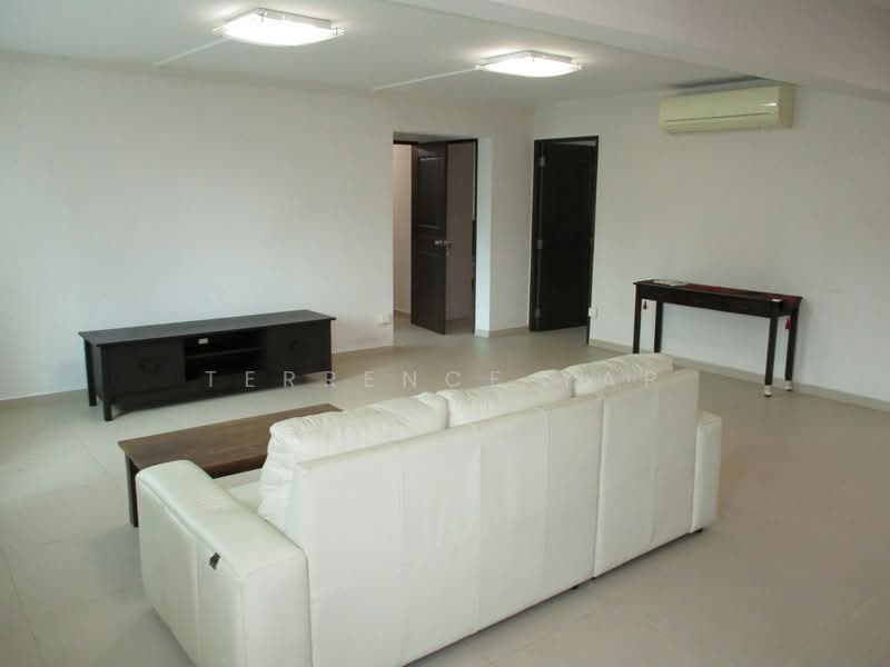 126 BISHAN ST 12, 12, 3 Bedrooms, 1,302 sqft, HDB Flat For Sale, by Terrence Yap, 500220030 - Living Room - PropertyGuru.com.sg