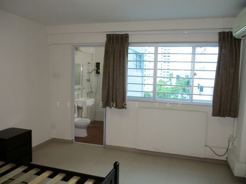 126 BISHAN ST 12, 12, 3 Bedrooms, 1,302 sqft, HDB Flat For Sale, by Terrence Yap, 500220030 - Master Bedroom - PropertyGuru.com.sg