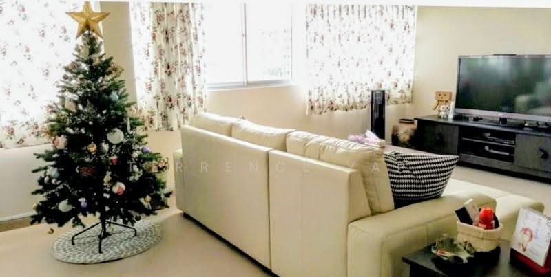 126 BISHAN STREET 12, 126 BISHAN STREET 12, 3 Bedrooms, 1,302 sqft, HDB Flat For Sale, by Terrence Yap, 500220030 - Living Room - PropertyGuru.com.sg