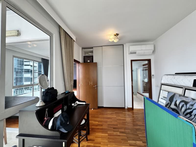 Belmond Green, 15 Balmoral Road, 5 Bedrooms, 2,454 sqft, Condominium For Sale, by Deborah Lu 陆滢滢, 500220038 - Master bedroom - PropertyGuru.com.sg