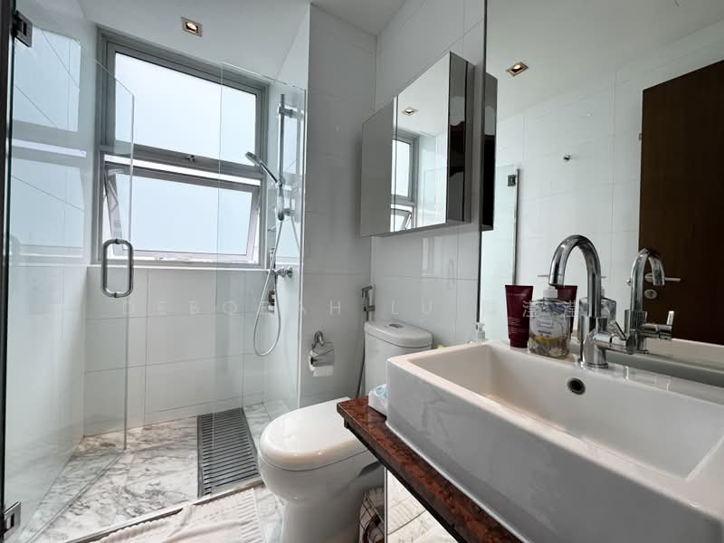 Belmond Green, 15 Balmoral Road, 5 Bedrooms, 2,454 sqft, Condominium For Sale, by Deborah Lu 陆滢滢, 500220038 - Bathroom - PropertyGuru.com.sg