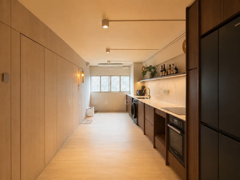 10 Gloucester Road, 10 Gloucester Road, 2 Bedrooms, 721 sqft, HDB Flat For Sale, by Emma Chua, 500220046 - Kitchen - PropertyGuru.com.sg