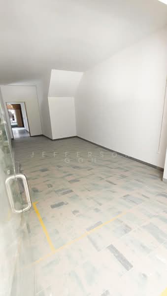 121 BUKIT MERAH LANE 1