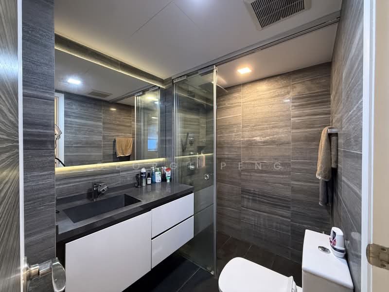 Eastwood Way, Eastwood Way, 4 Bedrooms, 3,500 sqft, Semi-Detached House For Sale, by George Peng, 500220090 - Bathroom - PropertyGuru.com.sg