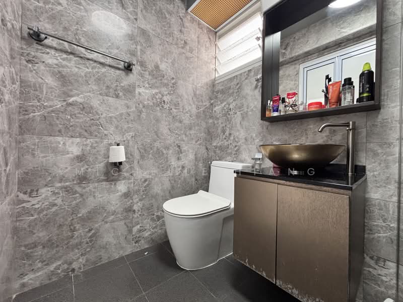 217C Sumang Walk, 217C Sumang Walk, 3 Bedrooms, 990 sqft, HDB Flat For Sale, by Michelle Hiang, 500220091 - Bathroom - PropertyGuru.com.sg