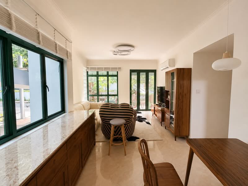 Parc Palais, 53 Hume Avenue, 2 Bedrooms, 1,076 sqft, Condominium For Sale, by Xavier Ng, 500220102 - Living Room - PropertyGuru.com.sg