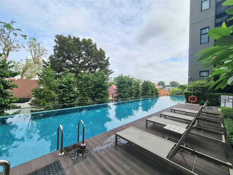 35 Gilstead, 35 Gilstead Road, 2 Bedrooms, 678 sqft, Apartment For Sale, by Lock Sau Lai, 500220112 - Pool - PropertyGuru.com.sg