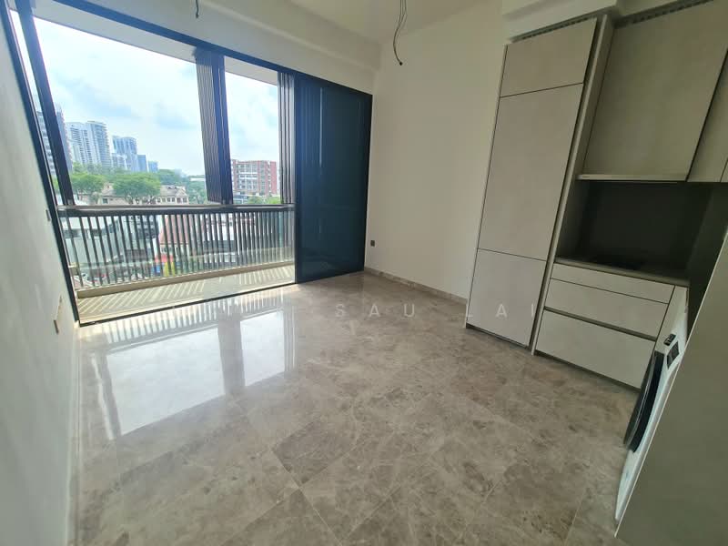 35 Gilstead, 35 Gilstead Road, Newton / Novena, 2 Bedrooms, 678 sqft, Apartment For Sale, by Lock Sau Lai, 500220112 - Balcony - PropertyGuru.com.sg
