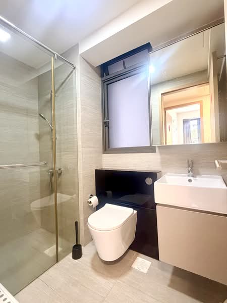 Parc Life, 25 Sembawang Crescent, 2 Bedrooms, 764 sqft, Executive Condominium For Sale, by Louis Tay, 500220115 - Bathroom - PropertyGuru.com.sg