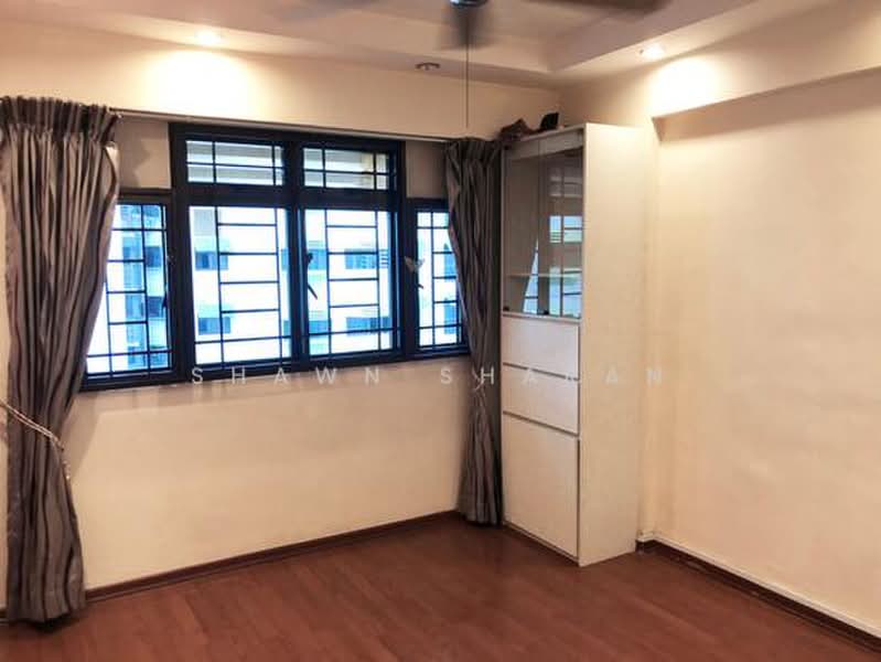 185 Bedok North Road, 185 Bedok North Road, 3 Bedrooms, 990 sqft, HDB Flat For Rent, by Shawn Sharan, 500220118 - Living Room - PropertyGuru.com.sg