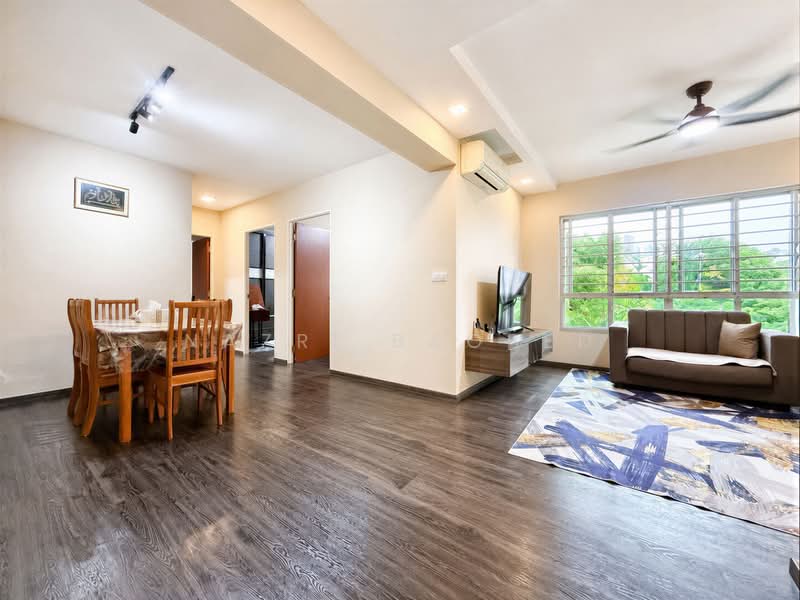 107B Canberra Street, 107B Canberra Street, 3 Bedrooms, 1,001 sqft, HDB Flat For Sale, by Nazri Baobed, 500220120 - Living Room - PropertyGuru.com.sg