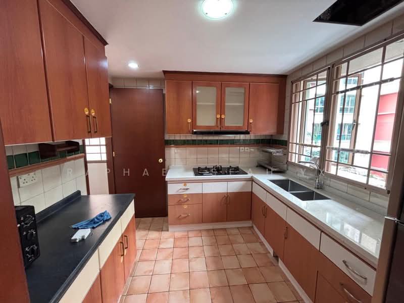 The Rivervale, 3 Rivervale Link, Room Rental, 100 sqft, Condominium For Rent, by Raphael Seah YX, 500220131 - Kitchen - PropertyGuru.com.sg