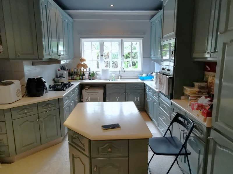 $17XX PSF!! CHARMING GCB ESTATE!!, Bukit Timah Vicinity, 5 Bedrooms, 5,000 sqft, Bungalow House For Sale, by Emily Ho, 500220137 - Kitchen - PropertyGuru.com.sg