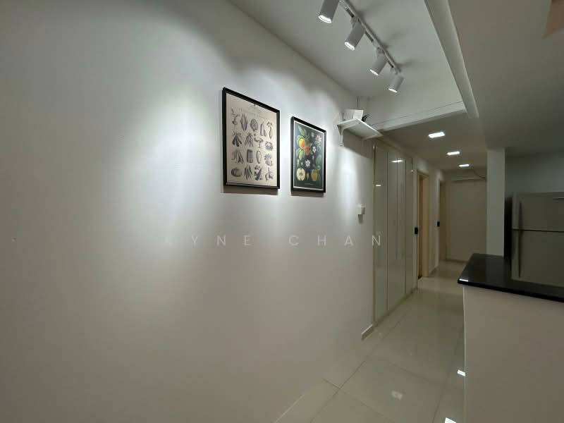 Westcove Condo, 10 West Coast Crescent, Room Rental, 135 sqft, Condominium For Rent, by Kyne Chan, 500220159 - Corridor - PropertyGuru.com.sg