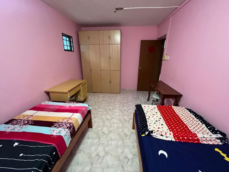 329 Sembawang Close, 329 Sembawang Close, Room Rental, 110 sqft, HDB Flat For Rent, by Anne Heng, 500220185 - PropertyGuru.com.sg
