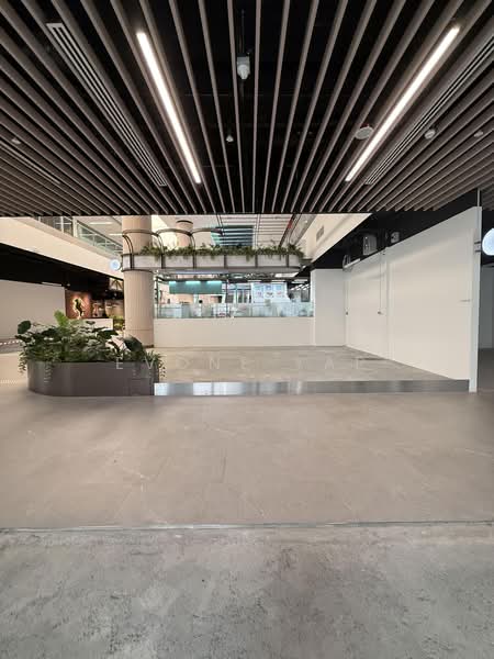 Wilkie Edge, 8 Wilkie Road, 623 sqft, Food & Beverage For Rent, by Evone Yap, 500220195 - Interior - CommercialGuru.com.sg