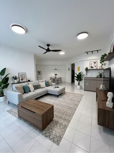 222 Serangoon Avenue 4, 222 Serangoon Avenue 4, 3 Bedrooms, 1,065 sqft, HDB Flat For Sale, by Marcus Tay, 500220198 - PropertyGuru.com.sg