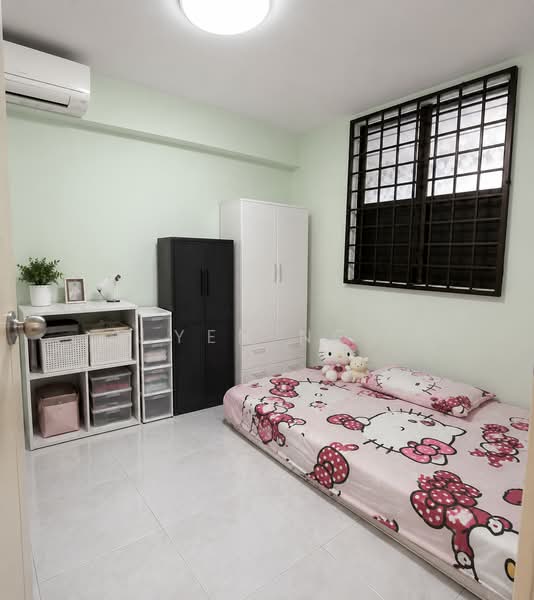 118 Lorong 1 Toa Payoh, 118 Lorong 1 Toa Payoh, 2 Bedrooms, 699 sqft, HDB Flat For Sale, by Yen Ng, 500220216 - Bedroom - PropertyGuru.com.sg
