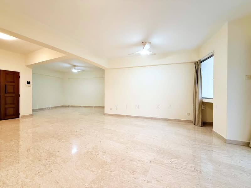 Clementi Park, 135 Sunset Way, 3 Bedrooms, 1,539 sqft, Condominium For Sale, by Lim Kay-Yin Kareen, 500220227 - Living Room - PropertyGuru.com.sg